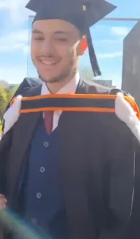 Potret Shawn Adrian Wisuda Sarjana di Kanada, Andi Soraya Bangga Putranya Sudah Lulus Dari Jurusan Teknik