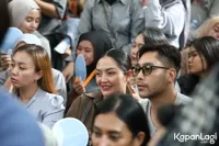 Potret Siti Badriah dan Krisjiana Hadir di Sidang Reza Gladys vs Nikita Mirzani, Beri Dukungan Untuk Kakak