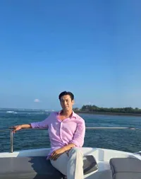 Potret Siwon Super Junior yang Betah di Bali, Tetap Kocak Saat Pamer Liburan Mewah