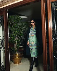 Potret Sonam Kapoor Makin Langsing Usai Lahirkan Anak Pertama, Makin Stunning