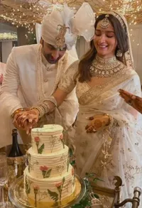 Potret Suasana Pernikahan Ranbir Kapoor dan Alia Bhatt, Potong Wedding Cake dan Minum Sampanye Penuh Bahagia