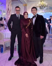 Potret Syahrini Hadiri Gala Dinner di Cannes, Naik Jet Pribadi - Diundang Oleh Rumah Mode Hermes