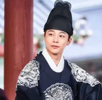 9 Potret para Pangeran Tampan dalam Series ‘UNDER THE QUEEN’S UMBRELLA’, Diperankan oleh Bae In Hyuk hingga Kang Chan Hee