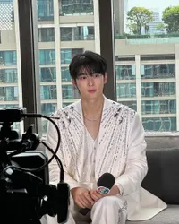 Potret Tampan nan Maco Cha Eun Woo Ketika Berada di Thailand - Bikin Mata Melek!