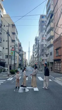 9 Potret Tantri Kotak, Arda dan Anak-Anak Liburan Keliling Jepang, Belajar Teamwork di Keluarga