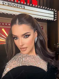 7 Potret Tasya Farasya bak Boneka Barbie di Postingan Terbaru, Stunning dengan Makeup Bold