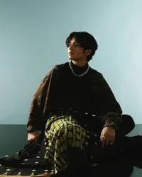 Potret Terbaru Angga Yunanda yang Kini Makin Ganteng, Disebut-Sebut Mirip Dengan V BTS