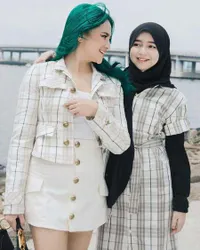 Potret Terbaru Marshanda dengan Sienna Sang Putri yang Sudah ABG, Cantiknya Plek Ketiplek - Cocok Disebut Kakak Adik