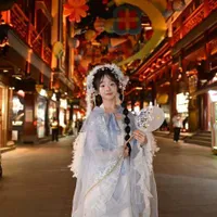 Potret Thalia Anak Sarwendah Pakai Baju Tradisional China, Cantiknya Nggak Ada Obat!