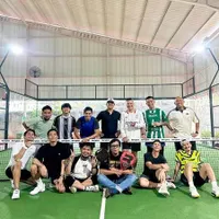8 Potret The Prediksi saat Main Padel Bareng Geng Bedain, Tetap Sporty Tapi Seru