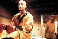 Potret Transformasi Bruce Willis, Bintangi Puluhan Film Action - Kini Pensiun dan Idap Dementia