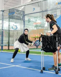 Potret Tya Ariestya Akui Padel Bukan Sekadar Pukul Bola, Butuh Strategi dan Napas Panjang
