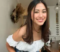 Potret Tyna Kanna yang Kini Santai Jalani Perannya Sebagai Single Parent, Tak Targetkan Punya Pasangan - Berencana Liburan Bareng Mantan Suami