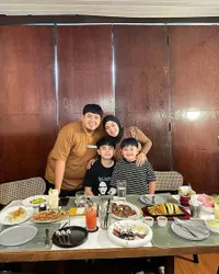 Potret Ulang Tahun Ichal Anak Daus Mini Dirayakan Sederhana Bareng Ayah Sambung, Keinginannya Dikabulkan