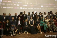 Deretan Seleb di Premiere Gundala, Tara Basro Curi Perhatian dengan Dress Merah 