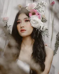 Prestasinya Fix Bikin Minder, 11 Potret Erina Gudono yang Ramai Disebut Netizen Pacar Baru Kaesang Pangarep - Sudah Tuai Banyak Dukungan