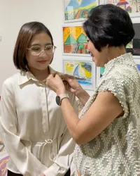 Prilly Latuconsina Resmi Jadi Ambassador Yayasan Kanker Anak Indonesia