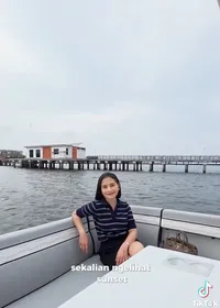 Prilly Latuconsina Tunjukkan Kantor Kapal Pesiarnya, Proses Pembangunan