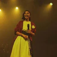 Profil Dere Penyanyi Muda Berbakat di Bawah Manajemen Tulus, Punya Suara Khas!