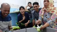 Punya Hubungan Nggak Baik Sama Ibu Kandung, Ini 11 Potret Indah Permatasari Habiskan Waktu Bareng Mertua - Penuh Cinta dan Keharmonisan Banget!
