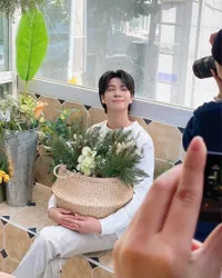 Punya Visual Mahal, Ini 7 Potret Penyanyi Trot Muda Jung Dong Won yang Kerap Disebut Mirip Jeno NCT