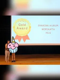 Aisha Putri Denada Menang Gold Award di The Queen's Commonwealth Essay Competition 2025, Bikin Bangga