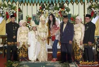 Para Tamu di Pernikahan Adul