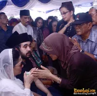 Pemakaman Sophan Sophiaan