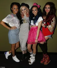 Penampilan Cantik Personel Little Mix