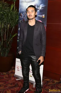 Penampilan Ganteng Chico Jericho Saat Jumpa Pers