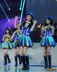 Penampilan JKT48 di Ultah Global TV Tanpa Haruka - Tetap Kompak