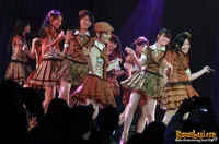 Penampilan Manis 2 Tim JKT48 - Single Yuuhi wo Miteiruka