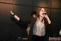 Penampilan Oke Geisha di Grand Opening Anang Karaoke