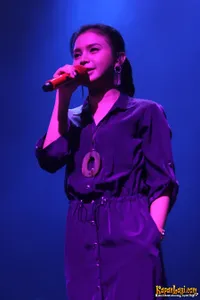 Penampilan Rossa di Checksound Konser Mega Bintang Singapura