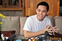 Perkenalan Artis Pendukung di Decanter Wine House Plaza Kuningan