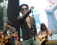 Persembahan Slank Untuk Jokowi - JK