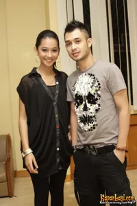 Poppy Bunga - Meidian di Studio RCTI