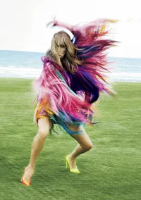 Pose Topless Celine Dion di Majalah V