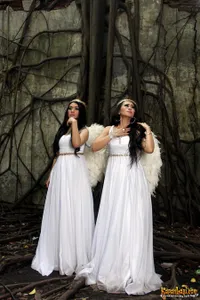 Properti Wajib Bidadari Dangdut - Cantik Dengan Sayap