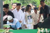 Raisa Kenang Mendiang Ibu, Ungkap Dua Lagunya Terinspirasi dari Sang Bunda