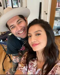 Raline Shah Berduka Kehilangan Hair Stylist Kesayangan, Ini Potret Kenangan Kebersamaan Mereka