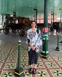 Ramai Dikabarkan Cerai, Intip Potret Nora Alexandra Liburan Ke Jogja Seorang Diri Tanpa Ditemani Suami - Netizen Puji Kecantikannya