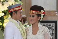 Rayakan Anniversary ke-6, Olla Ramlan Kenang Masa Pernikahan
