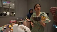 Rayakan Ulang Tahun Sus Rini, 10 Potret Penampilan Nagita Slavina Sukses Bikin Salah Fokus - Harga Ikat Rambut Lebih Mahal dari Gaun Jutaan Rupiah