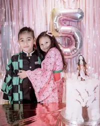 Real Keluarga Cemara, 10 Potret Perayaan Ulang Tahun Anak Sharena dan Ryan Delon - Mama Papa Kompak Dekor Bareng