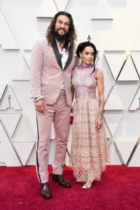Red Carpet Momen Oscar 2019, Penuh Gaun Haute Couture Berkilau!