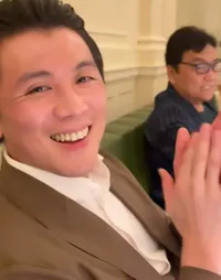 Reino Barack Dapat Kejutan Ultah di Belgia, Syahrini: Kau Adalah Rumah Kami