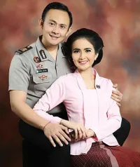 Rela Tinggalkan Dunia Hiburan, Ini Deretan Selebritis yang Kini Jadi Istri Abdi Negara