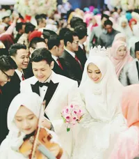 Resepsi Megah Pernikahan Adik Oki Setiana Dewi, Bukan Ria Ricis