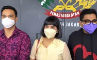 Resmi Bebas, Ini 8 Potret Vanessa Angel Tinggalkan Rutan Pondok Bambu Dengan Senyuman Bahagia